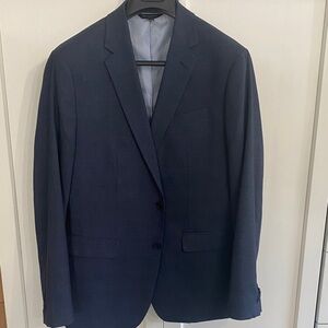 Banana Republic Classic Navy Men's suit 42R coat + pants 35 x 30